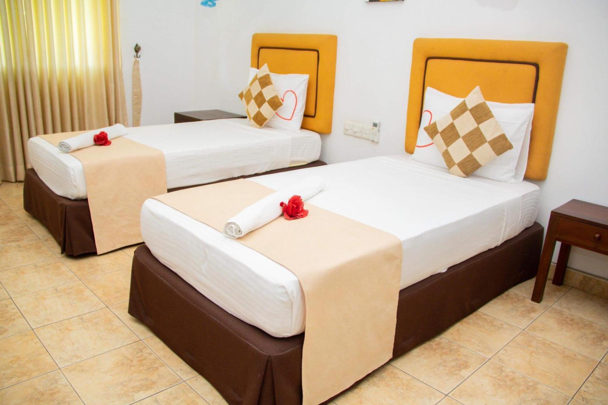 Yolanda Villa Negombo Kültér fotó